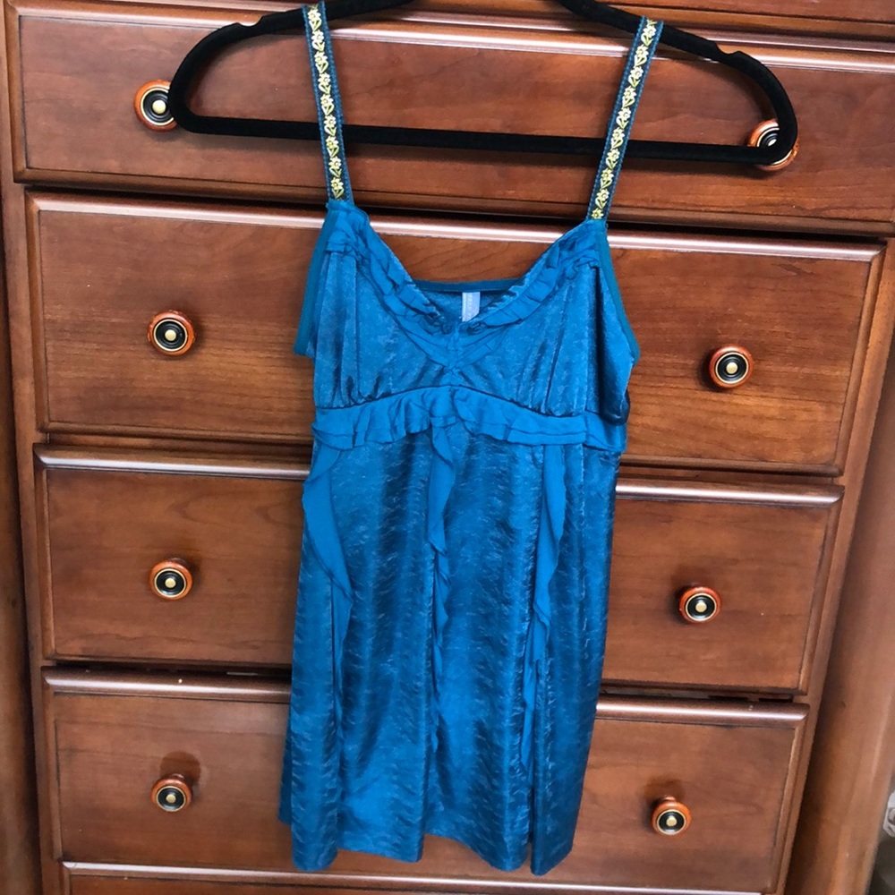 Free people. Camisole top with embroidered straps. Size small